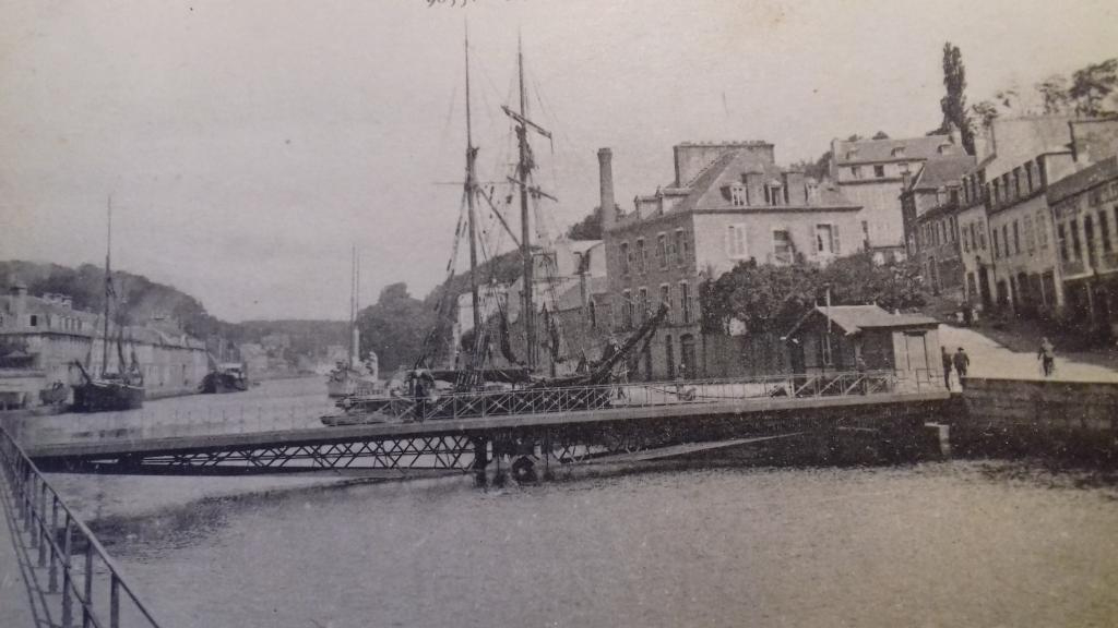 Le pont tournant. Vers 1910. Arch. mun. Morlaix.2
